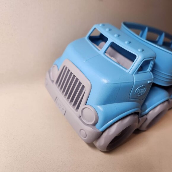 GREEN TOYS Blue Car Transporter Carrier 100% Recycled Plastic Pretend Preschool - Picture 4 of 13